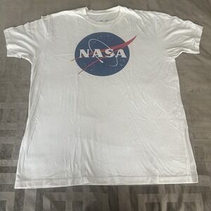 Riot Society Shirt Mens XL White NASA Logo Graphic Tee Short Sleeve Space